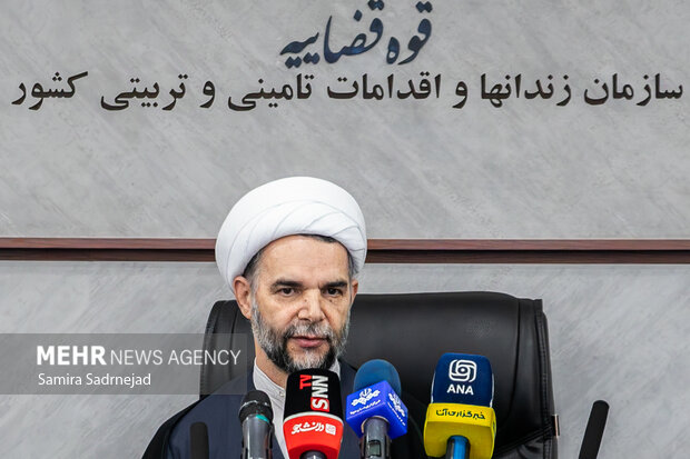 رونمایی از سامانه‌های اقدامات حمایتی، اشتغال و کارآفرینیِ سازمان زندان‌ها