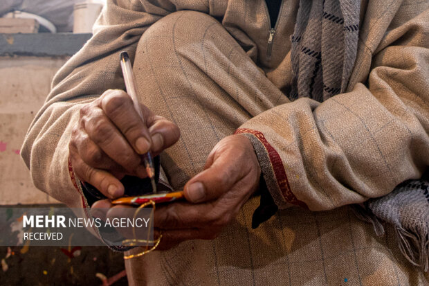 پاپیه ماشه در کشمیر ھند