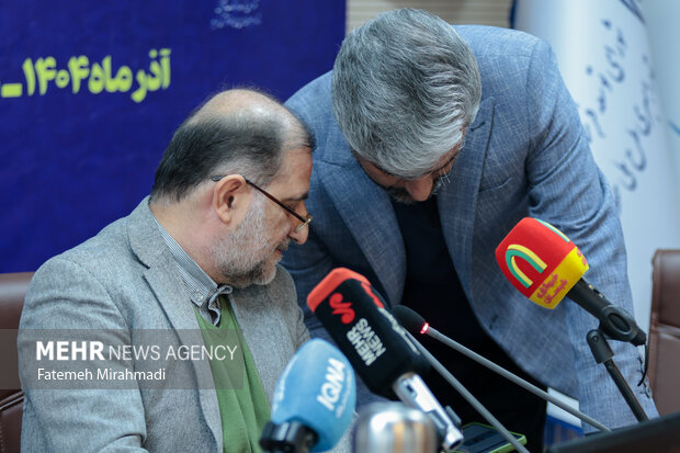 نشست هم‌اندیشی فعالیت‌های حفظ قرآن