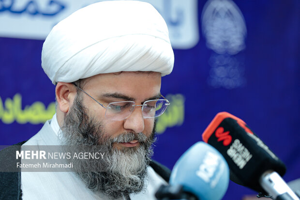 نشست هم‌اندیشی فعالیت‌های حفظ قرآن