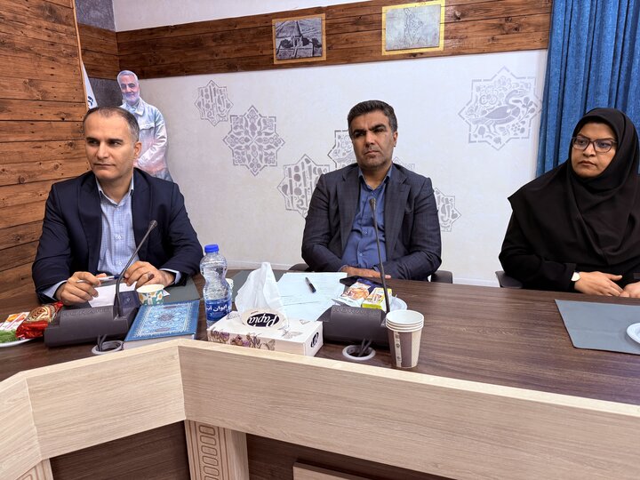 شهردار خارگ: پروژه‌های عمرانی و فرهنگی با سرعت در حال اجرا است