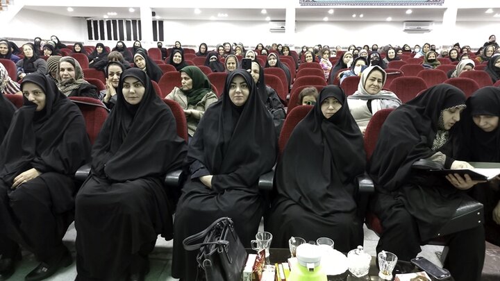 رنجبران: اسلام با معرفی حضرت زهرا(س) جایگاه زن را به اوج کرامت رساند