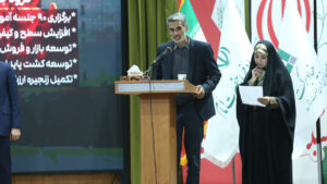 قرارگاه جهادی علمدار ۱۵ مسکن محرومان ساخت؛ دریافت نشان ملی برکت