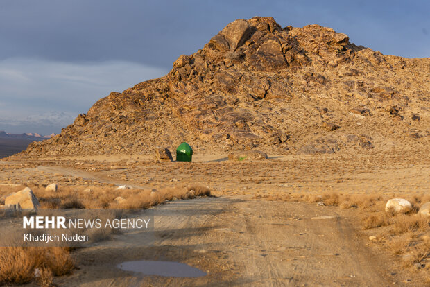 مکان عبادتی "عبد و سنگ"