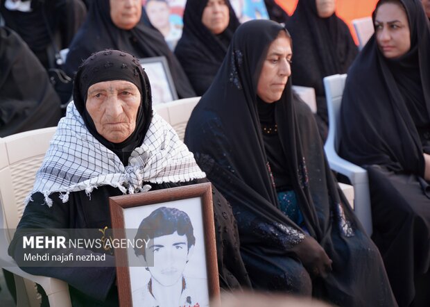 مراسم ملی تجلیل از مادران و همسران شهدا در گچساران