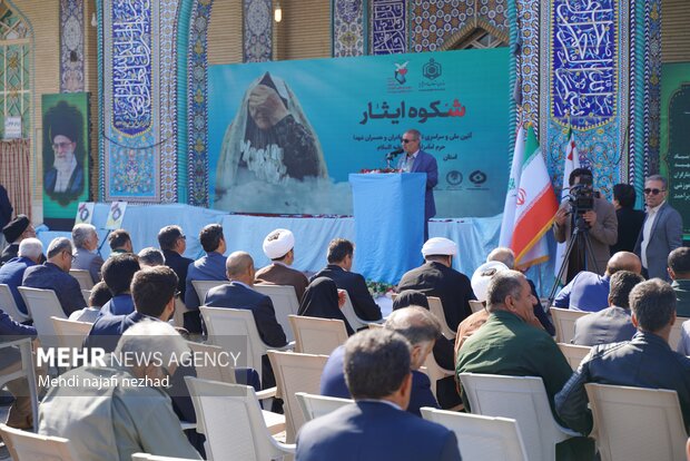 مراسم ملی تجلیل از مادران و همسران شهدا در گچساران