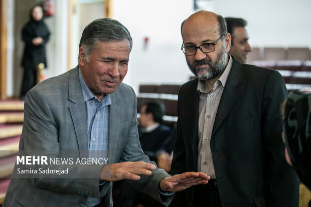 تشییع پیکر کامران فانی