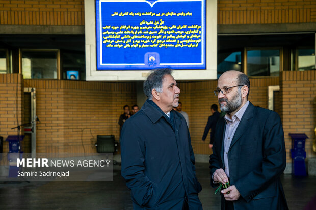 تشییع پیکر کامران فانی