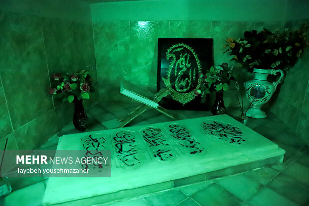 غبارروبی امامزاده زبیده خاتون همدان