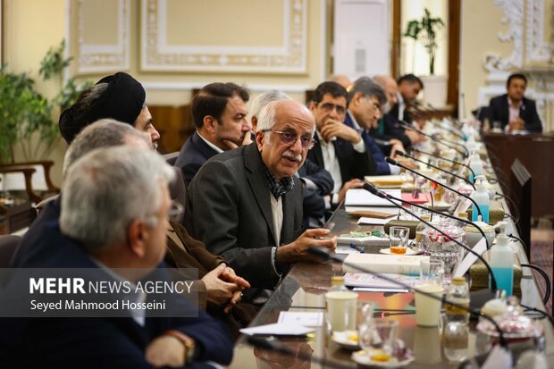 دیدار وزیر علوم و روسای دانشگاه های سراسر کشور با  رئیس مجلس شورای اسلامی