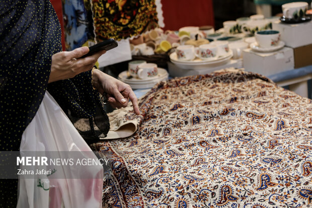 نمایشگاه شب یلدا و سوغات استان‌ها در بندرعباس