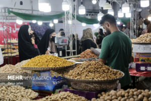 سایه گرانی بر بلندترین شب سال در بازار ایلام