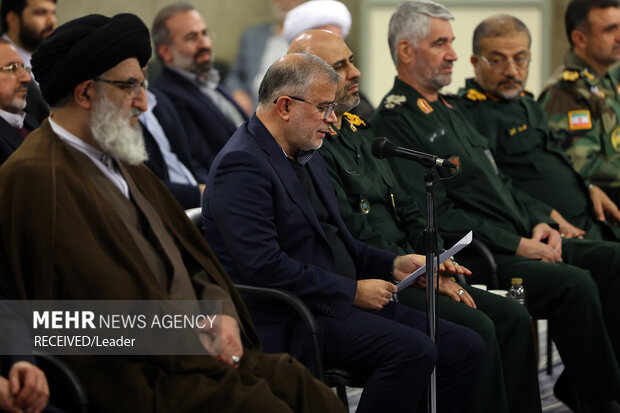 دیدار دست اندرکاران کنگره بزرگداشت ۵۵۸۰ شهید استان البرز با رهبر معظم انقلاب اسلامی 