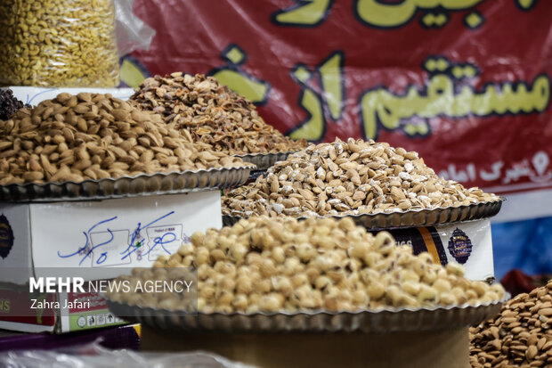 نمایشگاه شب یلدا و سوغات استان‌ها در بندرعباس