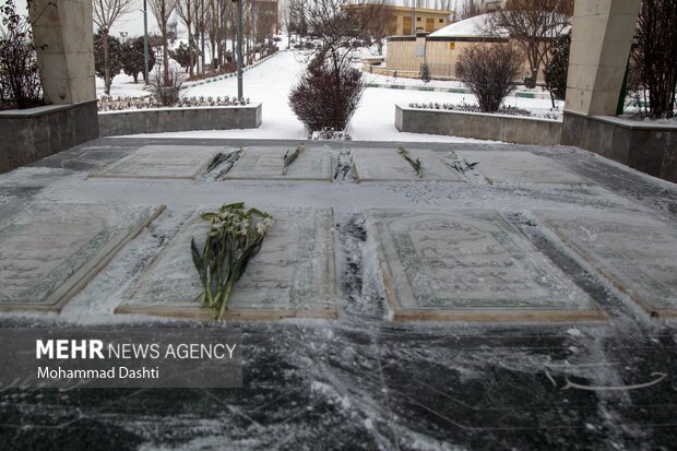 بارش اولین برف پاییزی در اردبیل