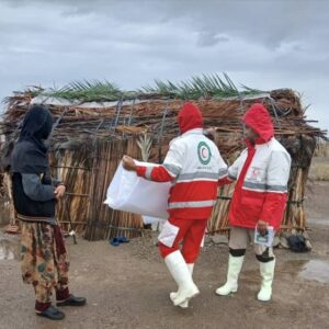 امدادرسانی هلال احمر به بیش از ١۴٠٠ نفر در حوادث جوی کرمان
