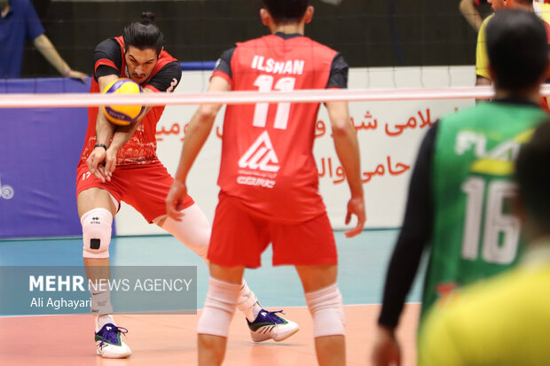 لیگ برتر والیبال شهرداری ارومیه و طبیعت اسلامشهر