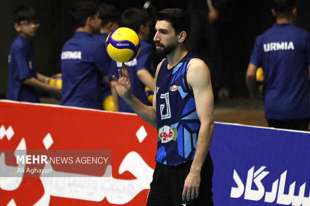 لیگ برتر والیبال شهرداری ارومیه و طبیعت اسلامشهر