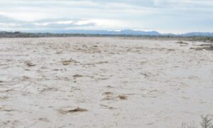 آبگیری کامل ۲۲۰ سازه آبخیزداری در رودان ۱۲ میلیون مترمکعب آب ذخیره شد