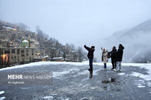 بارش برف پاییزی در ماسوله