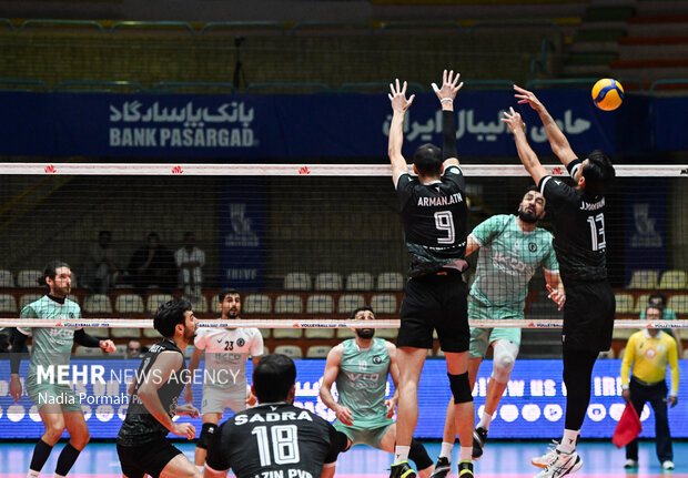 لیگ برتر والیبال - پیکان و رازین پلیمر