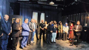 پایان اجرای نمایش «واحد ۲۲ چه خبره؟» در چالوس