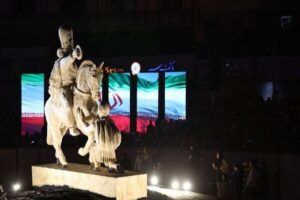 تندیس والرین در ورودی فرودگاه مهرآباد قرار گرفت