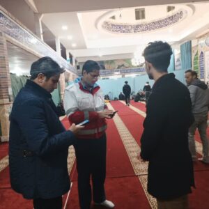 توقف ۱۰ دستگاه اتوبوس و اسکان ۳۰۰ مسافر در شهر ملک‌آباد