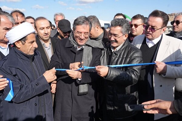 طرح توسعه زنجیره تولید گوشت مرغ در بوکان افتتاح شد