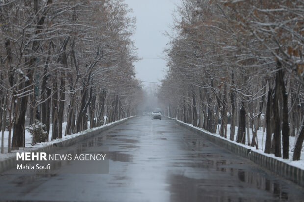 برف پاییزی در  اراک
