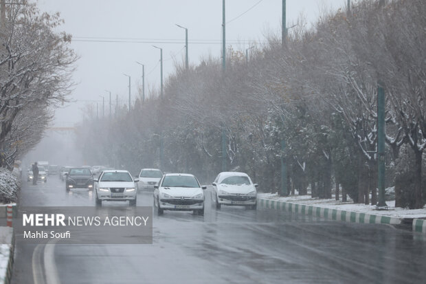 برف پاییزی در  اراک