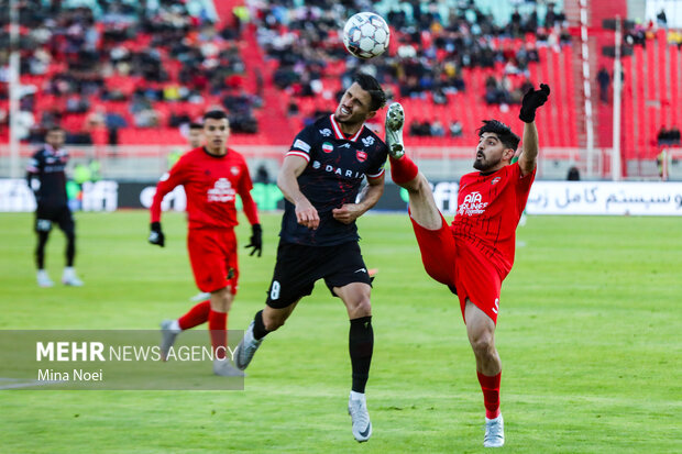 نقش پررنگ اوسمار در روزهای کم فروغ آقای گل پرسپولیس!