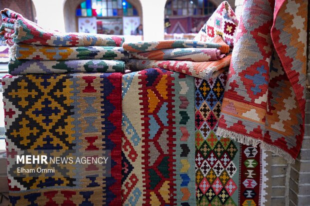 شعبانی: سالانه ۹۰ بازارچه موقت صنایع‌دستی در مازندران می‌شود