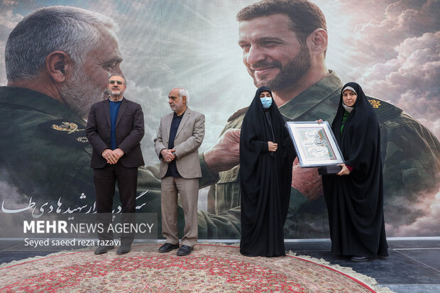 آیین بدرقه کاروان «سرباز وطن»