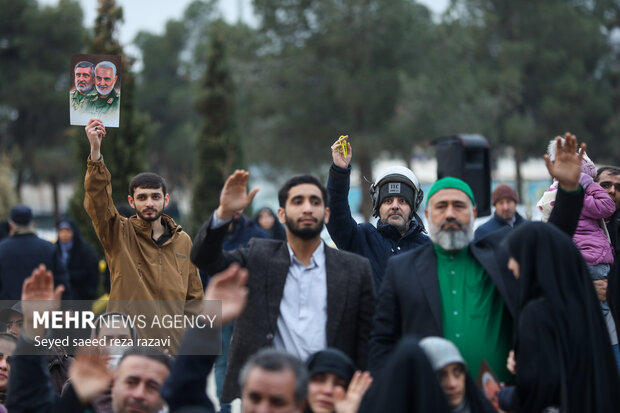 آیین بدرقه کاروان «سرباز وطن»