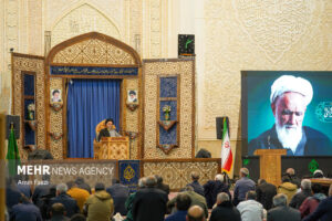 مراسم بزرگداشت آیت الله حائری شیرازی در حرم شاهچراغ(ع)