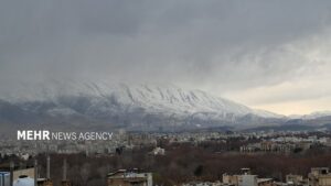 سفیدپوش شدن کوه‌های اطراف شیراز