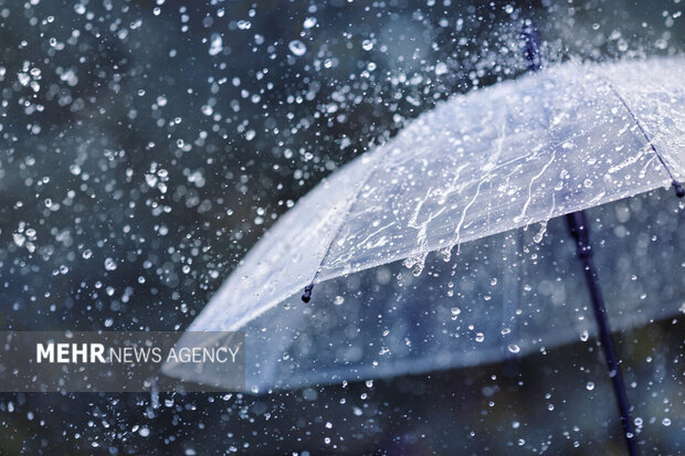 فریدن نسبت به سال گذشته ۳۴ درصد افزایش بارش داشته است