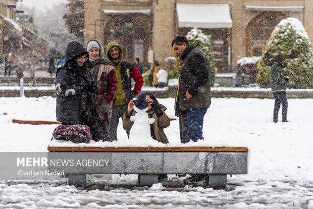 نخستین برف پاییزی در نصف جهان