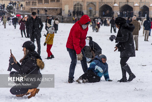 نخستین برف پاییزی در نصف جهان