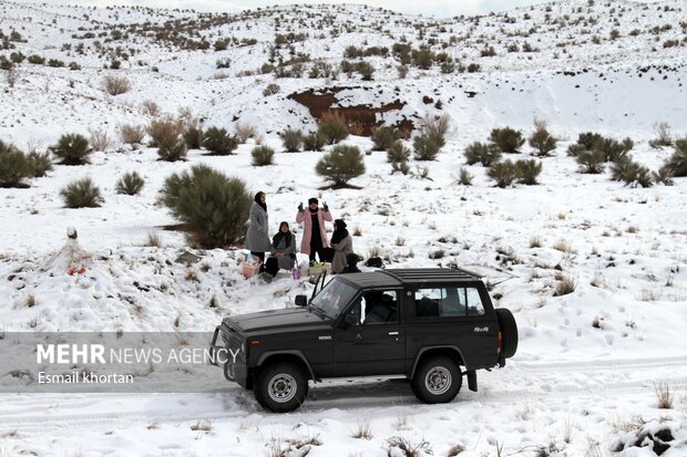 طبیعت برفی مناطق کوهستانی سیرجان