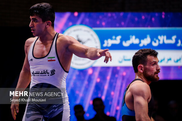 مسابقات کشتی فرنگی قهرمانی بزرگسالان کشور در اهواز