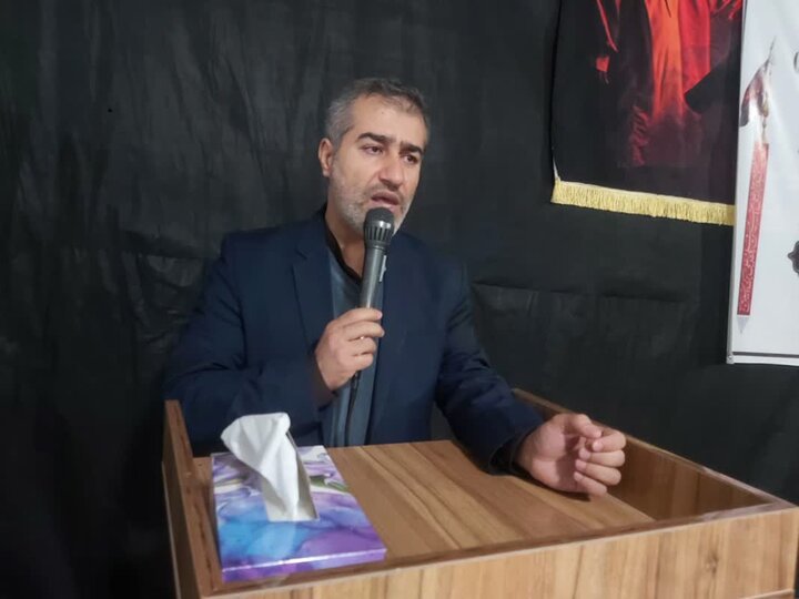 ۵ پیرغلام حسینی (ع) رومشکان تقدیر شدند