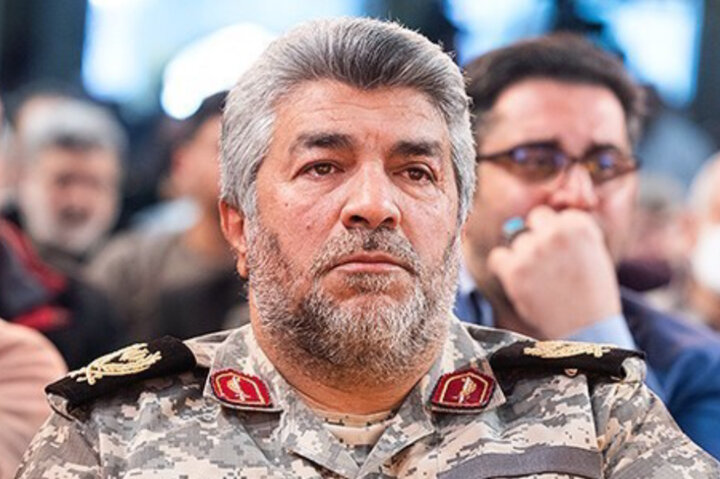 سردار سفیدچیان: تا مهار کامل سیلاب کنار مردم قشم می‌مانیم