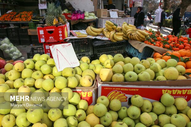 بازار خرید شب یلدا در بجنورد