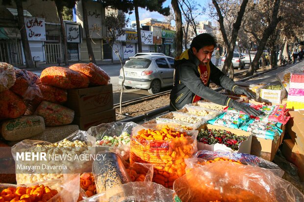 بازار خرید شب یلدا در بجنورد