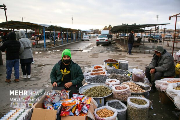 بازار خرید شب یلدا در بجنورد