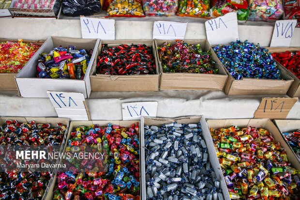 بازار خرید شب یلدا در بجنورد