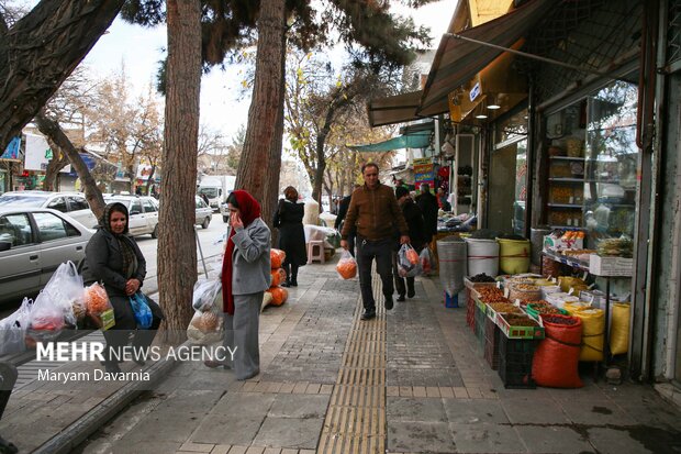 بازار خرید شب یلدا در بجنورد