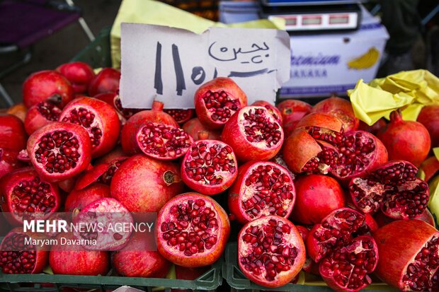 بازار خرید شب یلدا در بجنورد